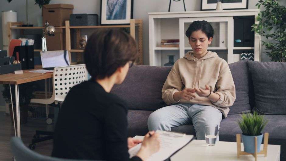 How to Talk to Your Child or Teen About Starting Counselling