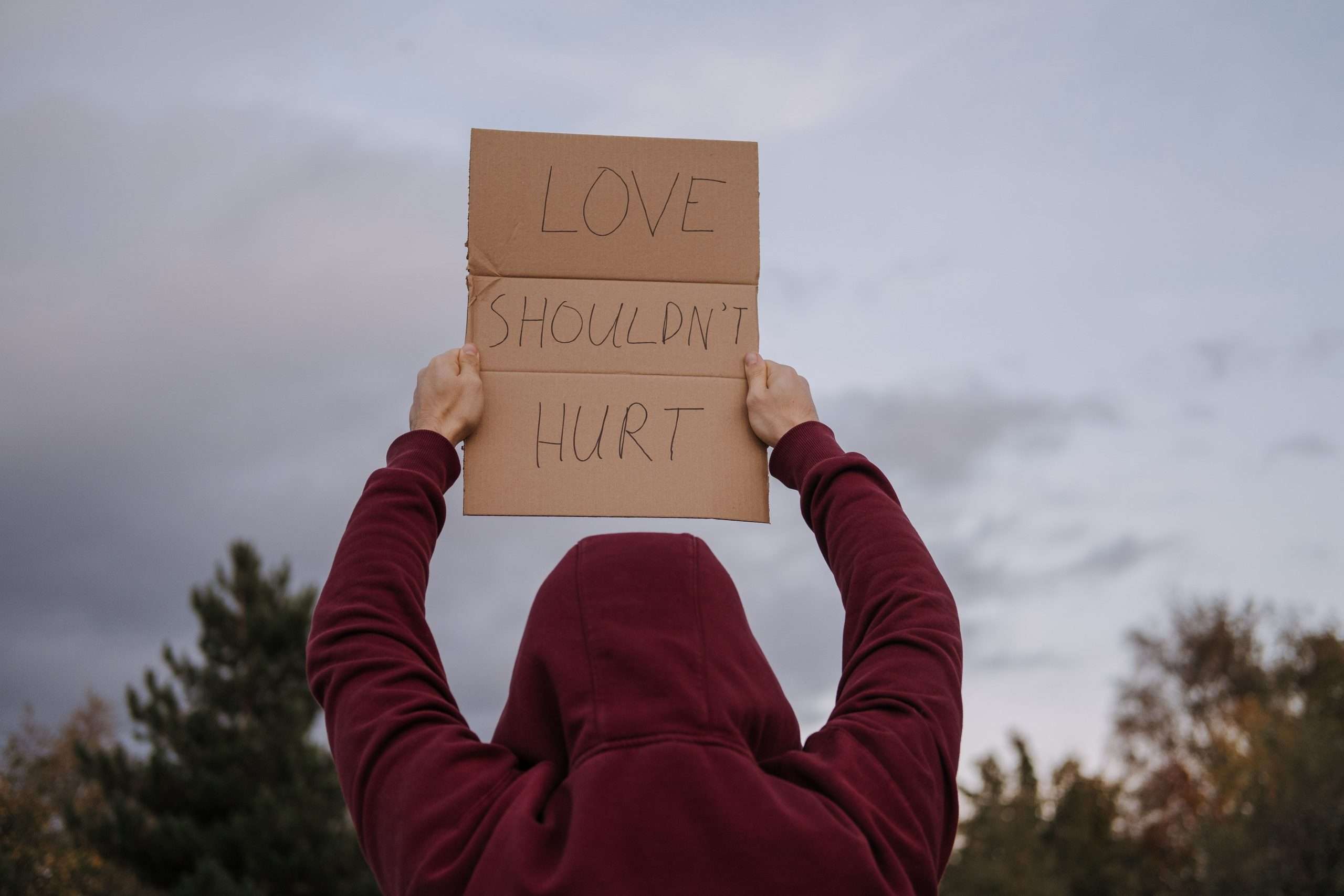 When Should a Child See a Counsellor? Signs Parents Shouldn’t Ignore